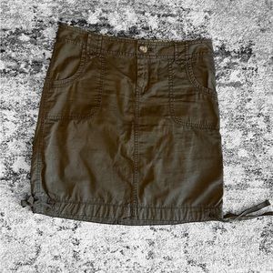 Old Navy army green mini skirt
